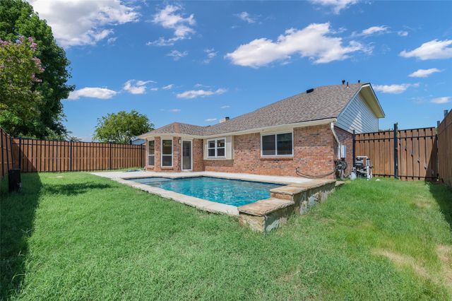 1028 Colony Street, Flower Mound, TX 75028