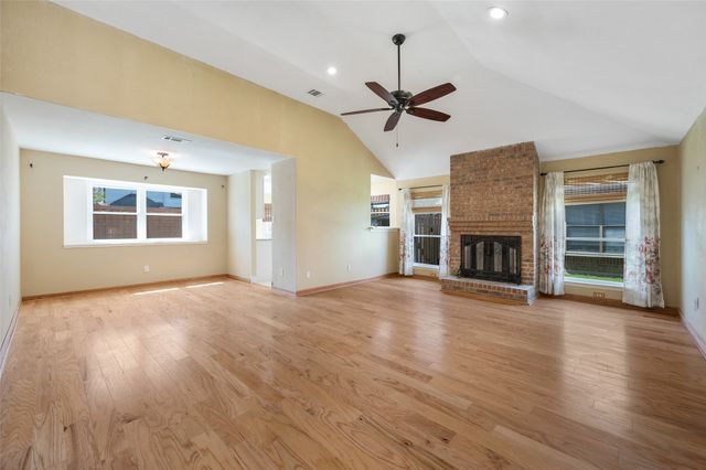1028 Colony Street, Flower Mound, TX 75028