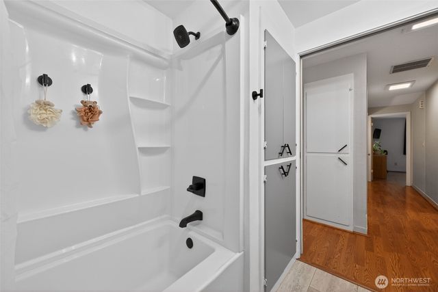 10609 134th Avenue E, Puyallup, WA 98374