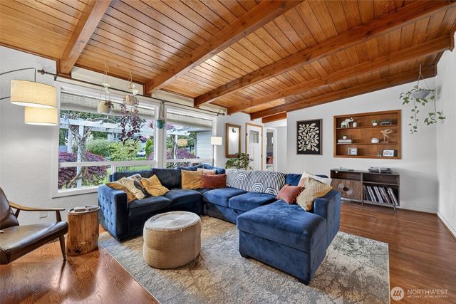 10609 134th Avenue E, Puyallup, WA 98374