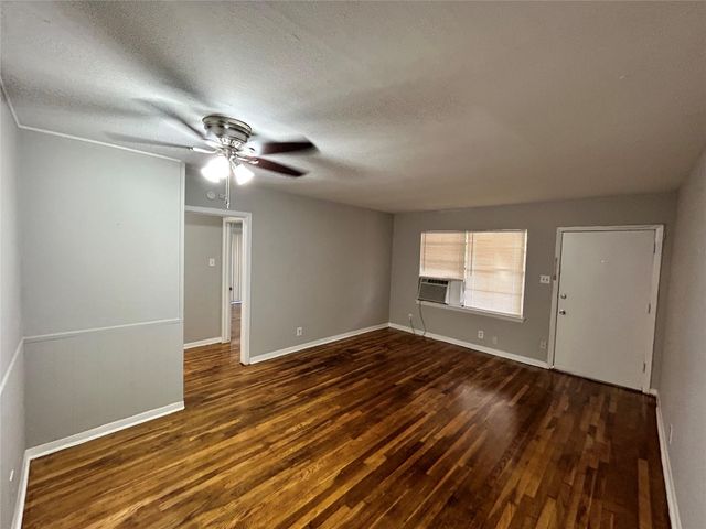 8819 Timberside Drive 7, Houston, TX 77025