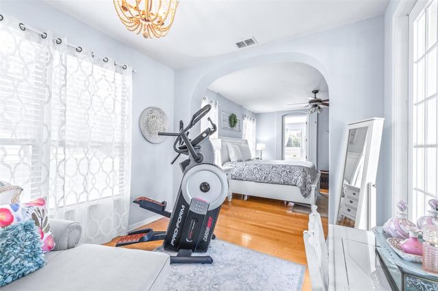 20302 CHESTNUT GROVE DRIVE, Tampa, FL 33647