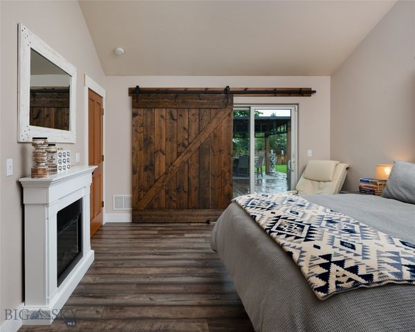 501 Red Barn Drive, Belgrade, MT 59714