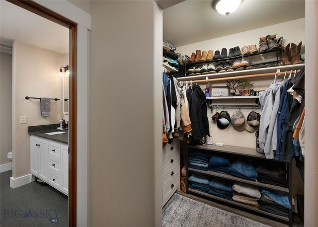 501 Red Barn Drive, Belgrade, MT 59714