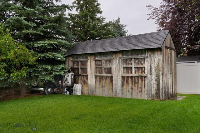 501 Red Barn Drive, Belgrade, MT 59714