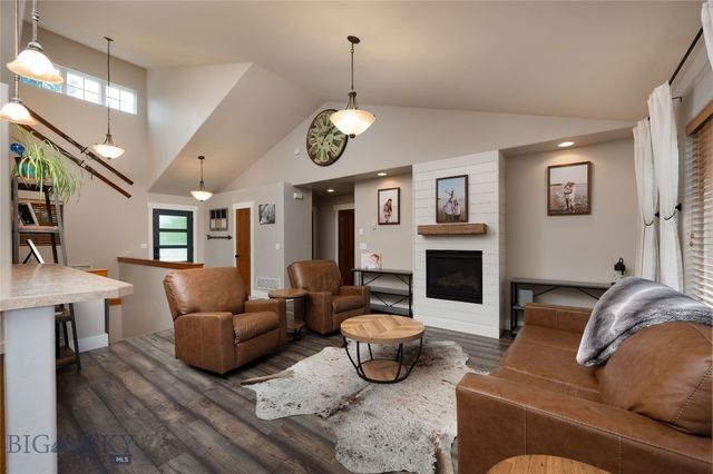 501 Red Barn Drive, Belgrade, MT 59714