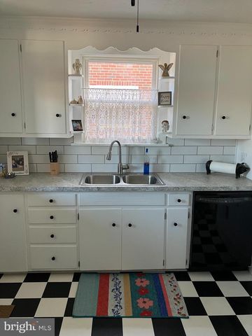 1123 E SOUTH ST, York, PA 17403