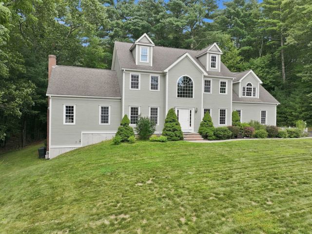 27 Juniper Road, Upton, MA 01568