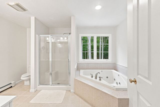 27 Juniper Road, Upton, MA 01568