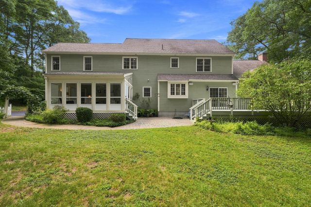 27 Juniper Road, Upton, MA 01568