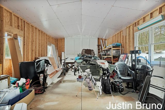 15952 Groesbeck Street, Grand Haven, MI 49417