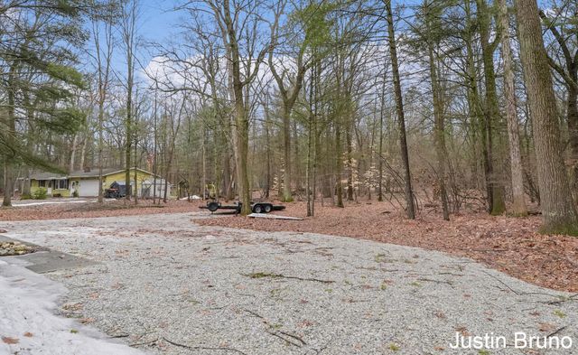 15952 Groesbeck Street, Grand Haven, MI 49417