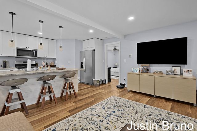 15952 Groesbeck Street, Grand Haven, MI 49417