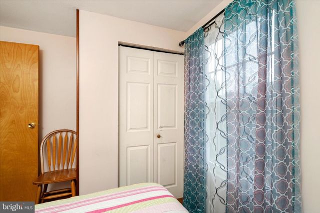 19 JAMES CUBBERLY CT, Hamilton, NJ 08610