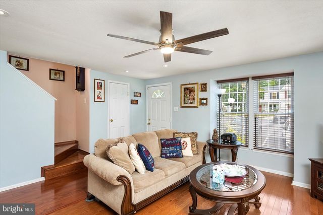 19 JAMES CUBBERLY CT, Hamilton, NJ 08610