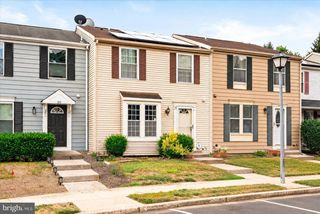 19 JAMES CUBBERLY CT, Hamilton, NJ 08610