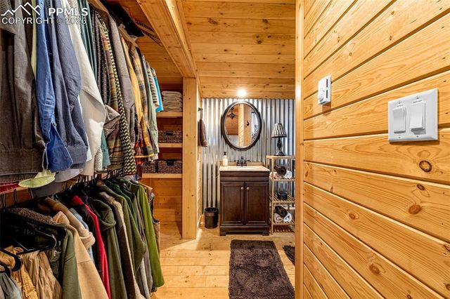 325 Willow Road, Divide, CO 80814