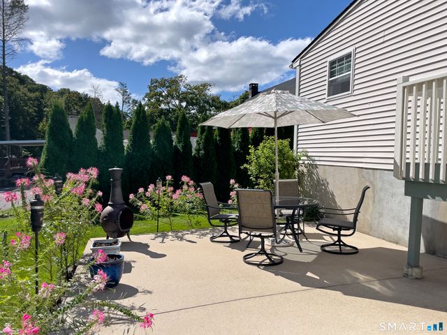75 Laurel Street, East Haven, CT 06512