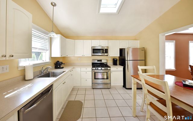 75 Laurel Street, East Haven, CT 06512