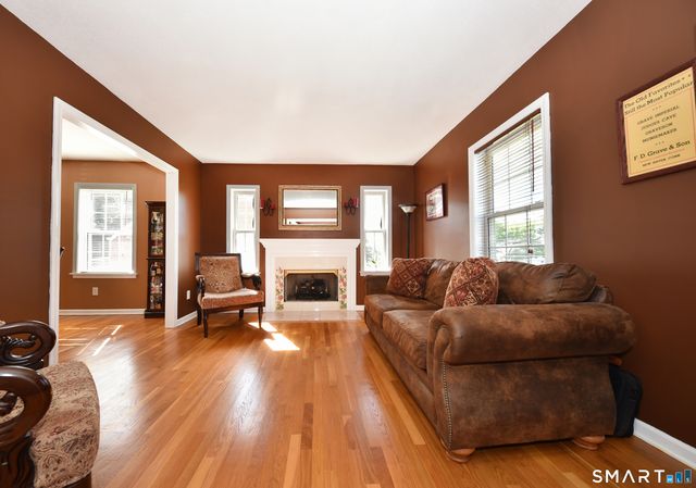 75 Laurel Street, East Haven, CT 06512