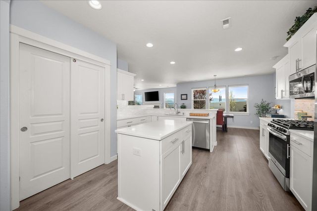 18224 E 19th Ave, Spokane Valley, WA 99016