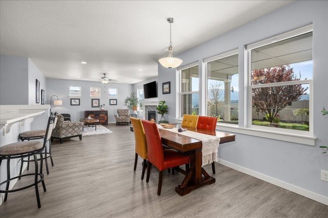 18224 E 19th Ave, Spokane Valley, WA 99016