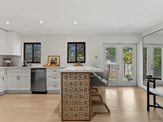 7731 SW 18th Ter, Miami, FL 33155