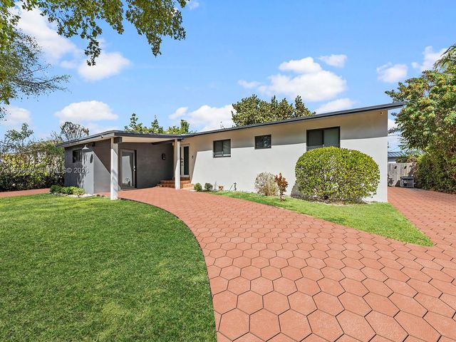 7731 SW 18th Ter, Miami, FL 33155