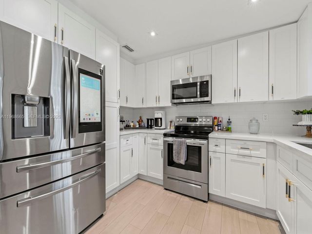 7731 SW 18th Ter, Miami, FL 33155