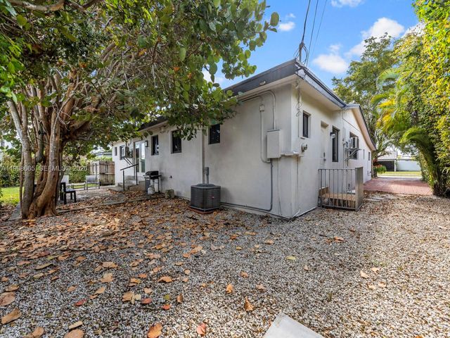 7731 SW 18th Ter, Miami, FL 33155