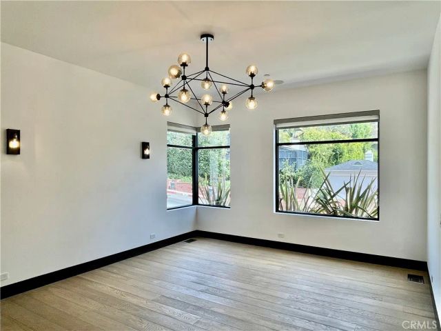 1319 Sunset Plaza Drive, Los Angeles, CA 90069