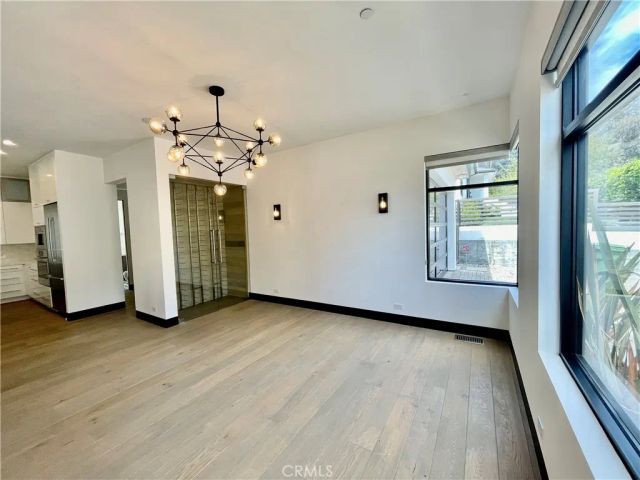 1319 Sunset Plaza Drive, Los Angeles, CA 90069