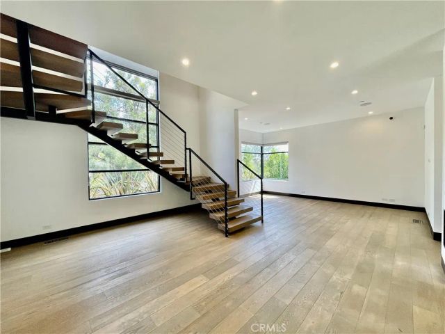 1319 Sunset Plaza Drive, Los Angeles, CA 90069