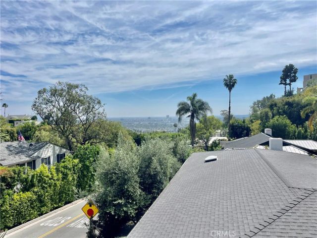 1319 Sunset Plaza Drive, Los Angeles, CA 90069