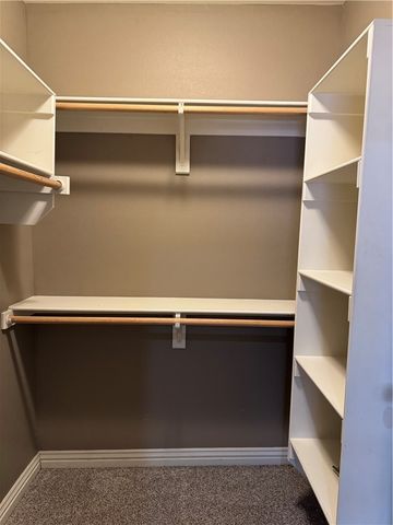 21 E Center Street, Fayetteville, AR 72701