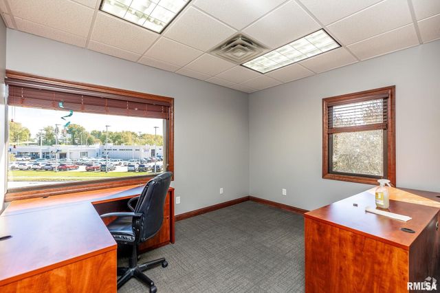 3709 N HARRISON Street, Davenport, IA 52806