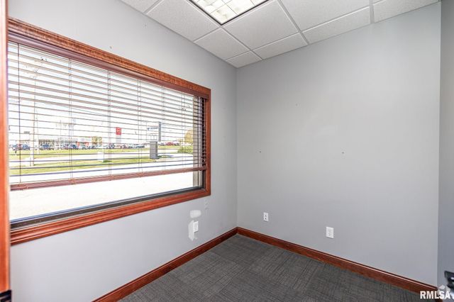 3709 N HARRISON Street, Davenport, IA 52806