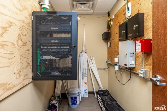 3709 N HARRISON Street, Davenport, IA 52806