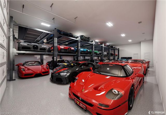 6824 Sable Ridge LN, Naples, FL 34109