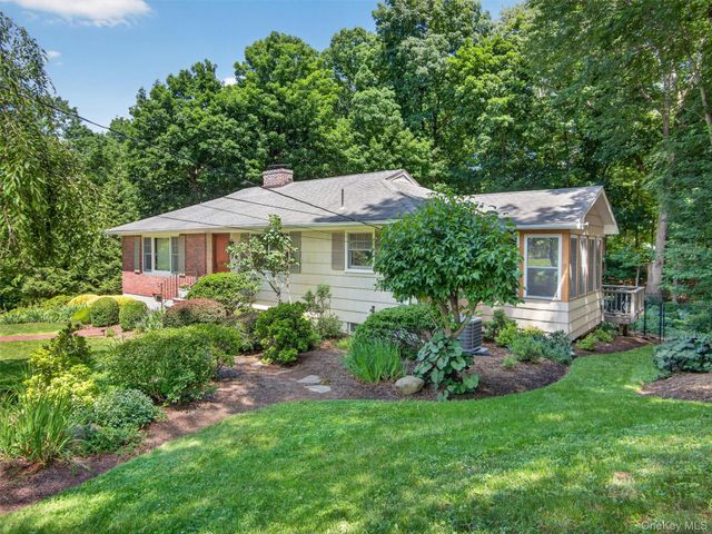 9 East Place, Suffern, NY 10901