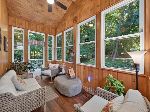 9 East Place, Suffern, NY 10901