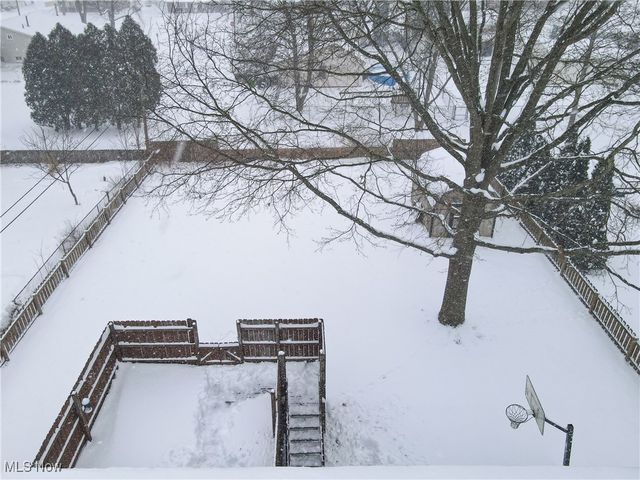 396 Hiwood Avenue, Munroe Falls, OH 44262