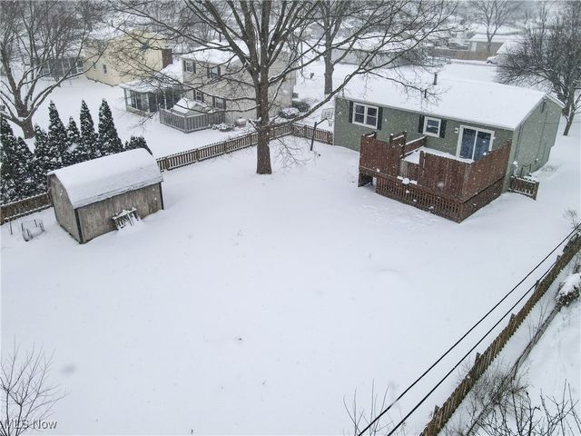 396 Hiwood Avenue, Munroe Falls, OH 44262