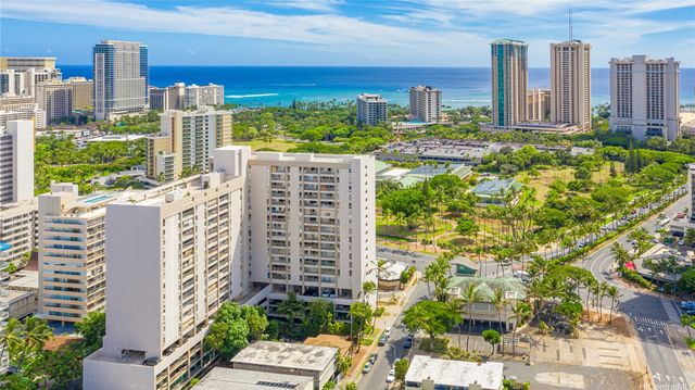 430 Keoniana Street 1305, Honolulu, HI 96815