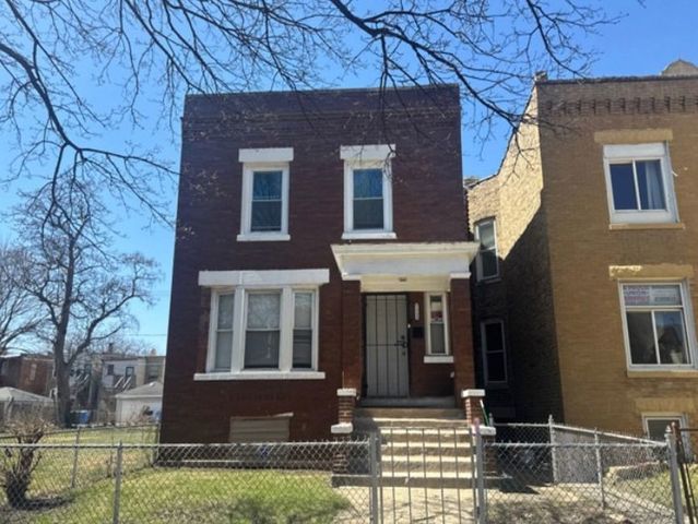 7112 S Rhodes Avenue, Chicago, IL 60619