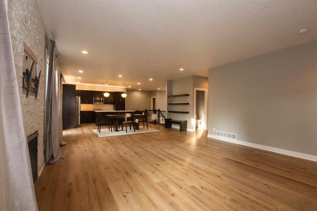 8310 Sky View Circle, West Des Moines, IA 50266