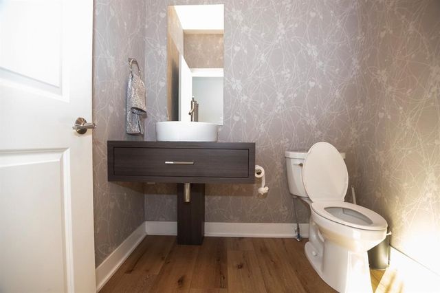 8310 Sky View Circle, West Des Moines, IA 50266