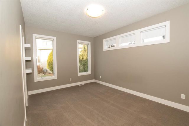 8310 Sky View Circle, West Des Moines, IA 50266