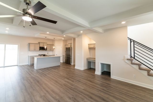 17 Miller Farm, Clarksville, TN 37043