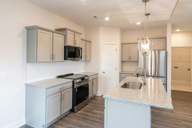 17 Miller Farm, Clarksville, TN 37043